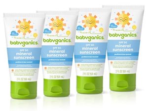 Babyganics SPF 50 لوشن الواقي من الشمس للأطفال بمقاس مناسب للسفر | حماية UVA UVB | مقاوم للماء ، 2 أونصة سائلة (عبوة من 4) قد تختلف العبوة